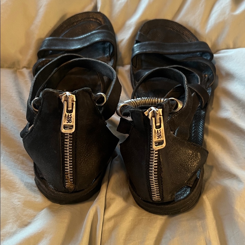 Rare AS98 Ryker leather gladiator sandals with metal accents - Picture 4 of 8
